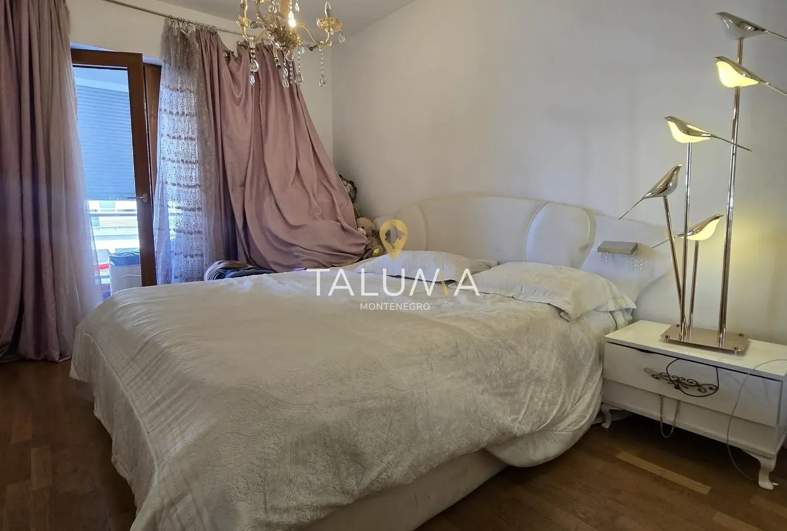 Prodaja, trosoban stan, 120m², Tološi, Podgorica