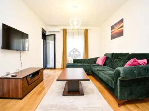 Izdavanje, jednosoban stan, 45m², City Kvart, Podgorica - image 2