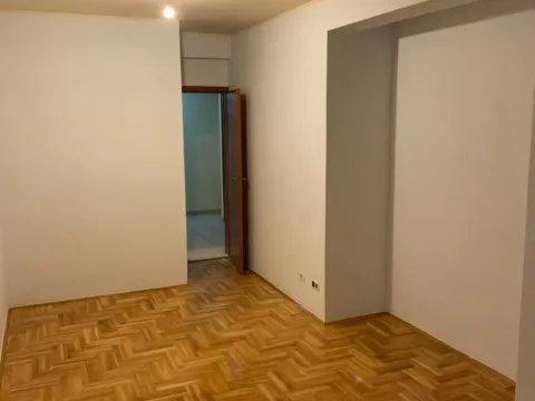 Izdavanje, jednosoban stan, 57m², Zagorič, Podgorica - image 6