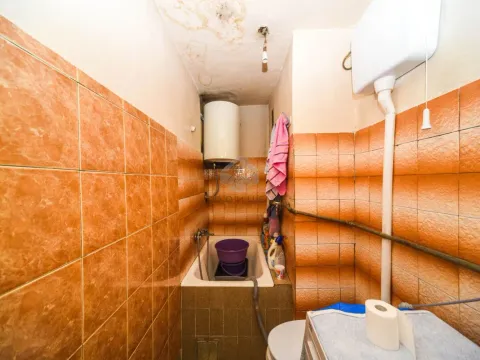 Prodaja, jednosoban stan, 44m², Centar, Podgorica - image 5