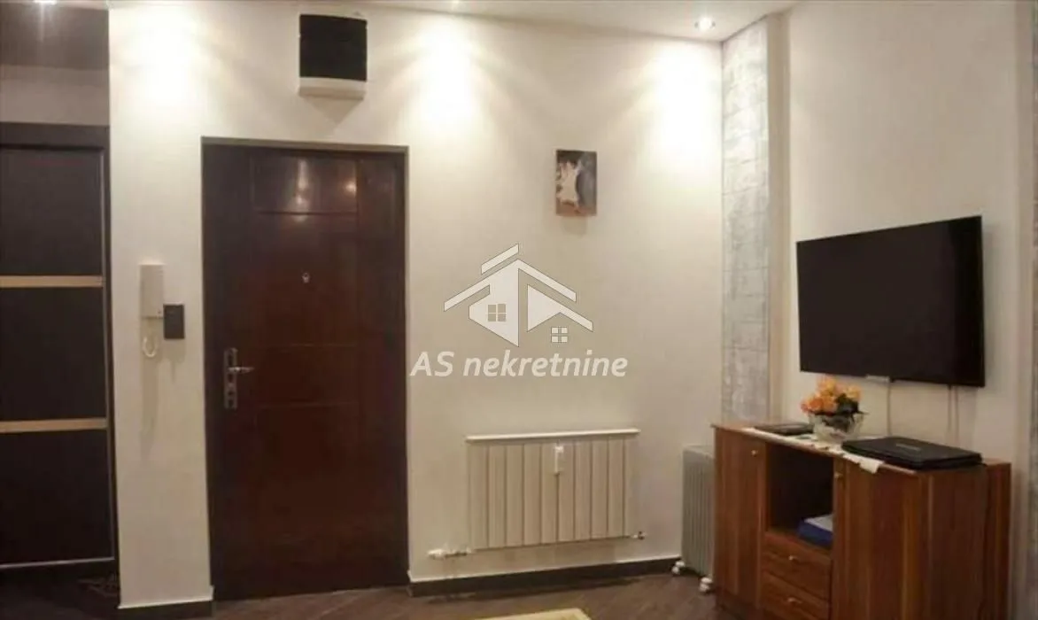 Izdavanje, dvosoban stan, 53m², Lekino Brdo, Voždovac Sve Podlokacije