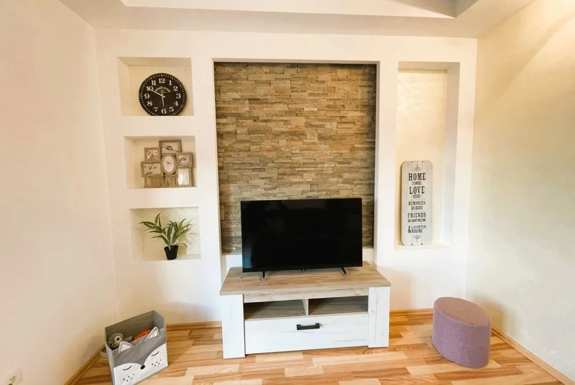 Prodaja, kuća, 145m², Utjeha, Bar