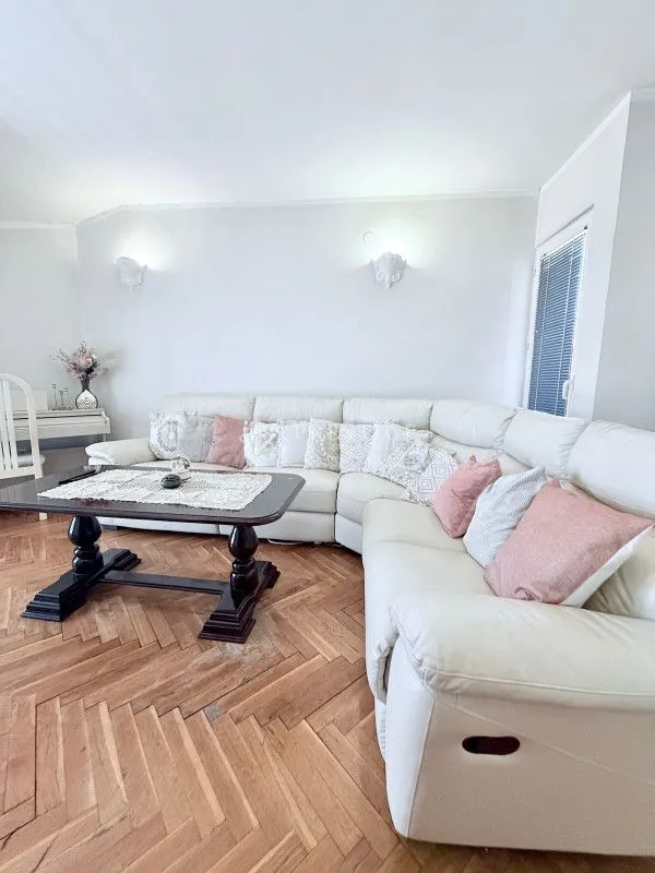 Prodaja, dvosoban stan, 80m², Stara Varoš, Podgorica