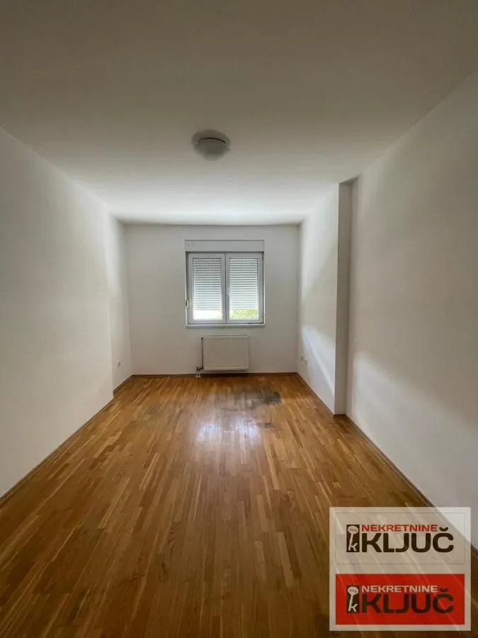 Izdavanje, dvosoban stan, 52m², Nova Detelinara, Novi Sad Sve Podlokacije