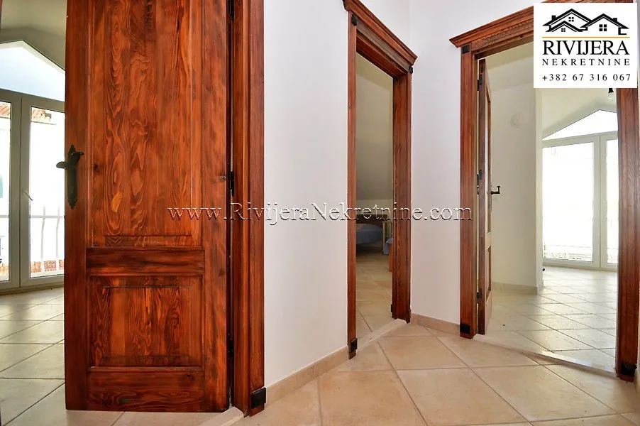Prodaja, trosoban stan, 128m², Topla, Herceg Novi