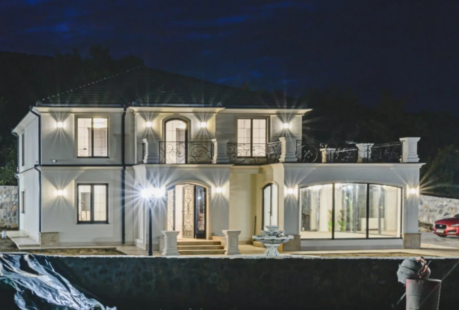 Prodaja, kuća, 350m², Podgorica, Crna Gora