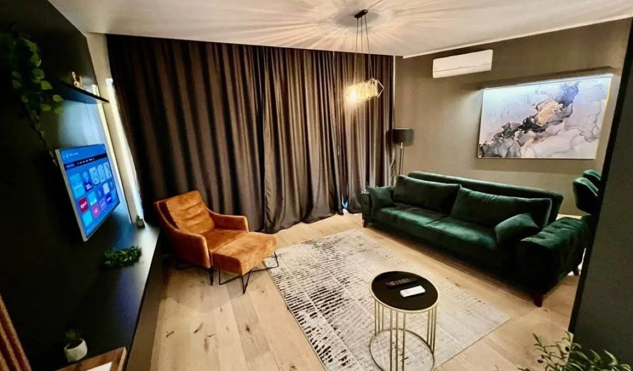 Prodaja, dvosoban stan, 81m², Budva, Crna Gora