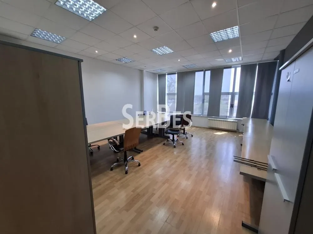 Sale, office space, 736m², Salajka, Novi Sad Sve Podlokacije
