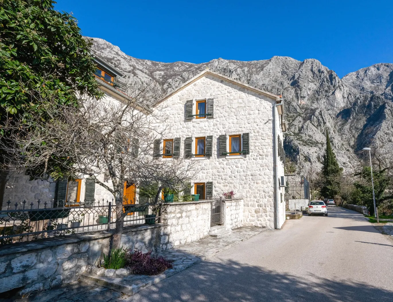 Sale, house, 500m², Orahovac, Kotor