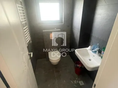 Prodaja, četvorosoban stan, 131m², Vračar Centar, Vračar Sve Podlokacije - image 11