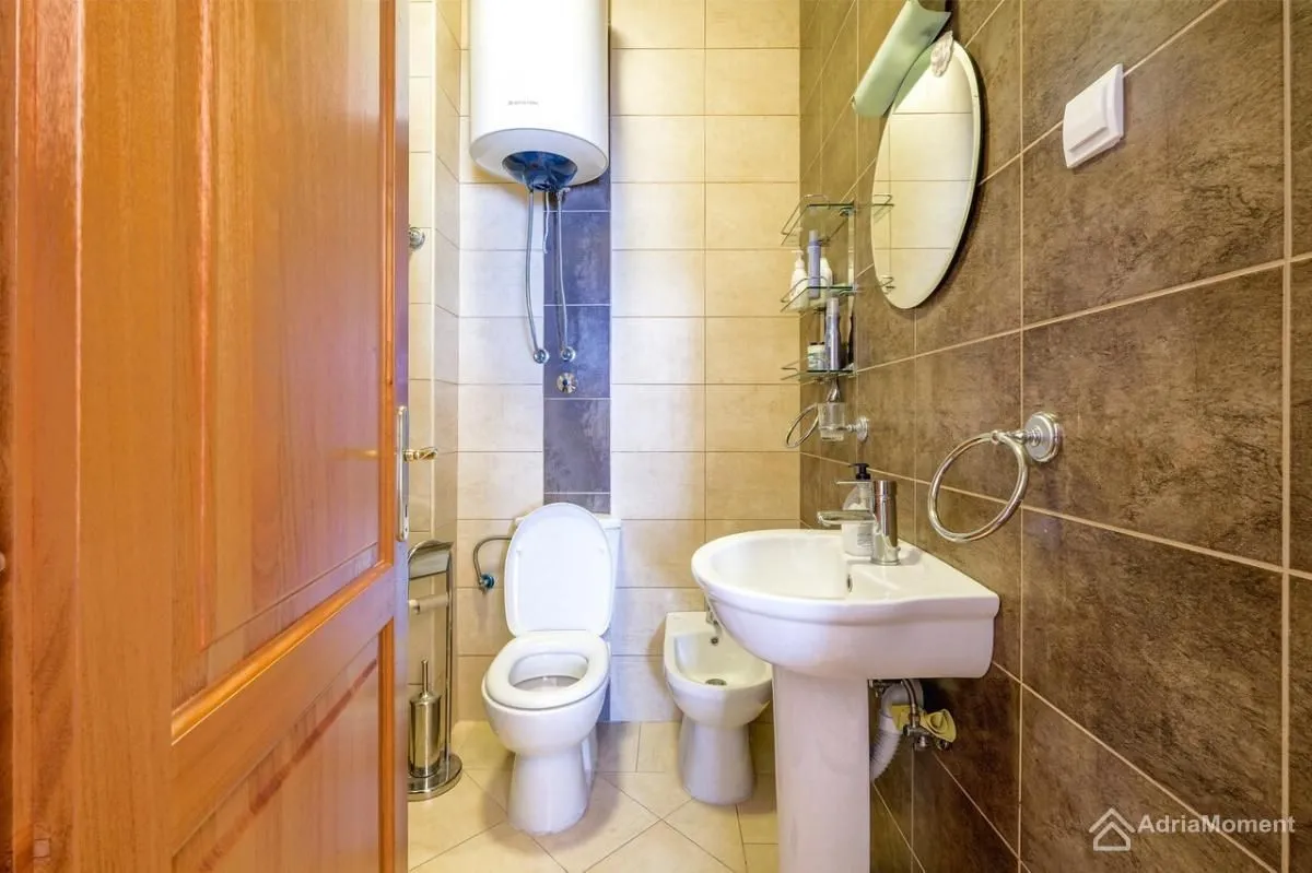 Prodaja, trosoban stan, 158m², Igalo, Herceg Novi
