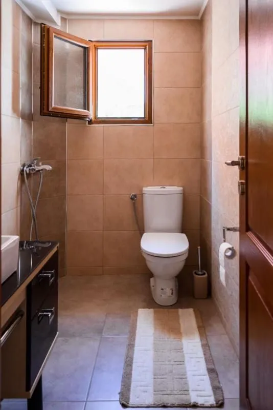 Prodaja, kuća, 252m², Šušanj, Bar