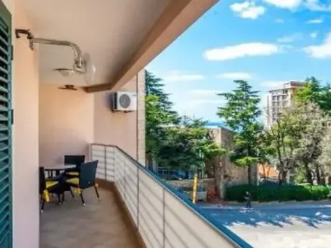 Sale, two bedroom apartment, 91m², Petrovac, Budva - image 9