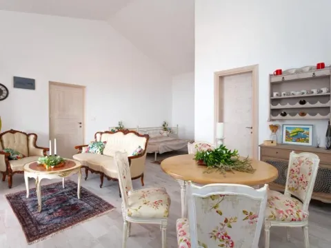 Prodaja, kuća, 50m², Budva, Crna Gora - image 4