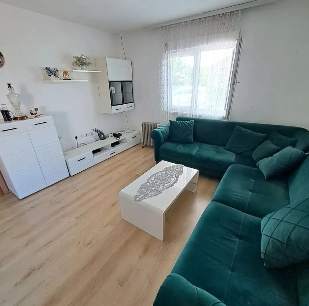 Rent, house, 130m², Tološi, Podgorica