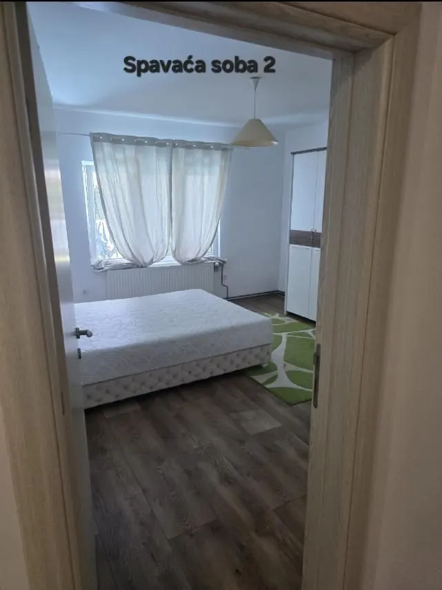 Izdavanje, kuća, 100m², Jajinci, Voždovac Sve Podlokacije