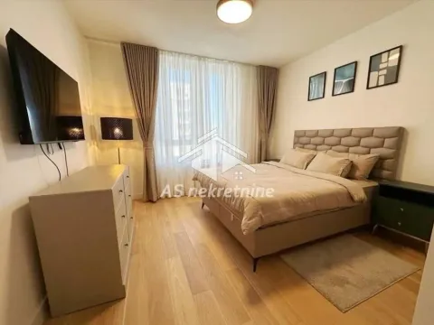 Izdavanje, trosoban stan, 86m², Savski Venac, Beograd - image 7