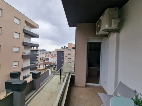 Izdavanje, garsonjera, 30m², Budva, Crna Gora - image 12