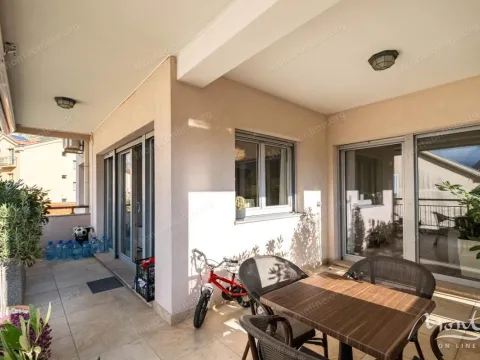 Prodaja, trosoban stan, 114m², Dobrota, Kotor - image 34