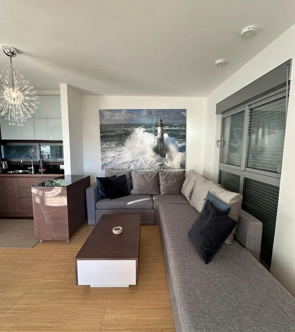 Rent, one bedroom apartment, 57m², Pržno, Budva