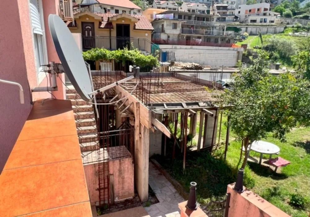 Sale, house, 200m², Kotor, Crna Gora