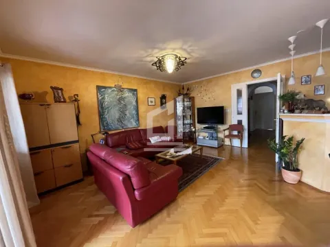 Rent, two bedroom apartment, 85m², Centar, Podgorica - image 3