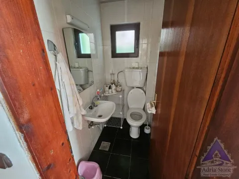 Sale, house, 225m², Seljanovo, Tivat - image 18