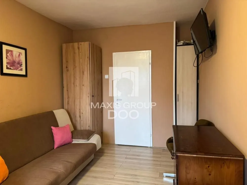 Izdavanje, jednosoban stan, 40m², Savski Venac, Beograd