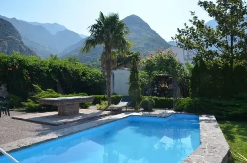 Prodaja, kuća, 324m², Stari Bar, Bar - image 2