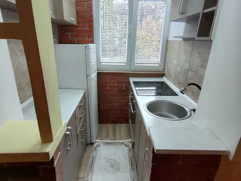 Izdavanje, jednosoban stan, 37m², Novo naselje, Novi Sad - image 13