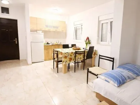 Prodaja, jednosoban stan, 40m², Budva, Crna Gora - image 5
