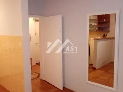 Izdavanje, stan, 40m², Centar, Novi Sad - image 3