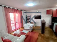 Izdavanje, jednosoban stan, 48m², Malo Brdo, Podgorica - image 1