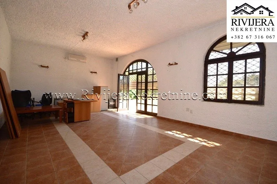 Sale, office space, 130m², Baošići, Herceg Novi