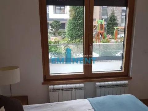 Rent, two bedroom apartment, 55m², Južni Bulevar, Vračar Sve Podlokacije - image 4