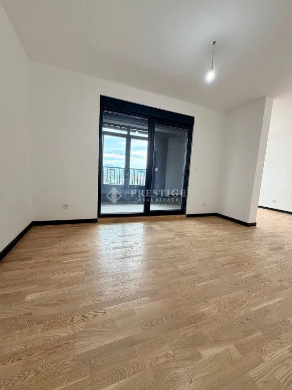 Prodaja, dvosoban stan, 88m², Gorica C, Podgorica