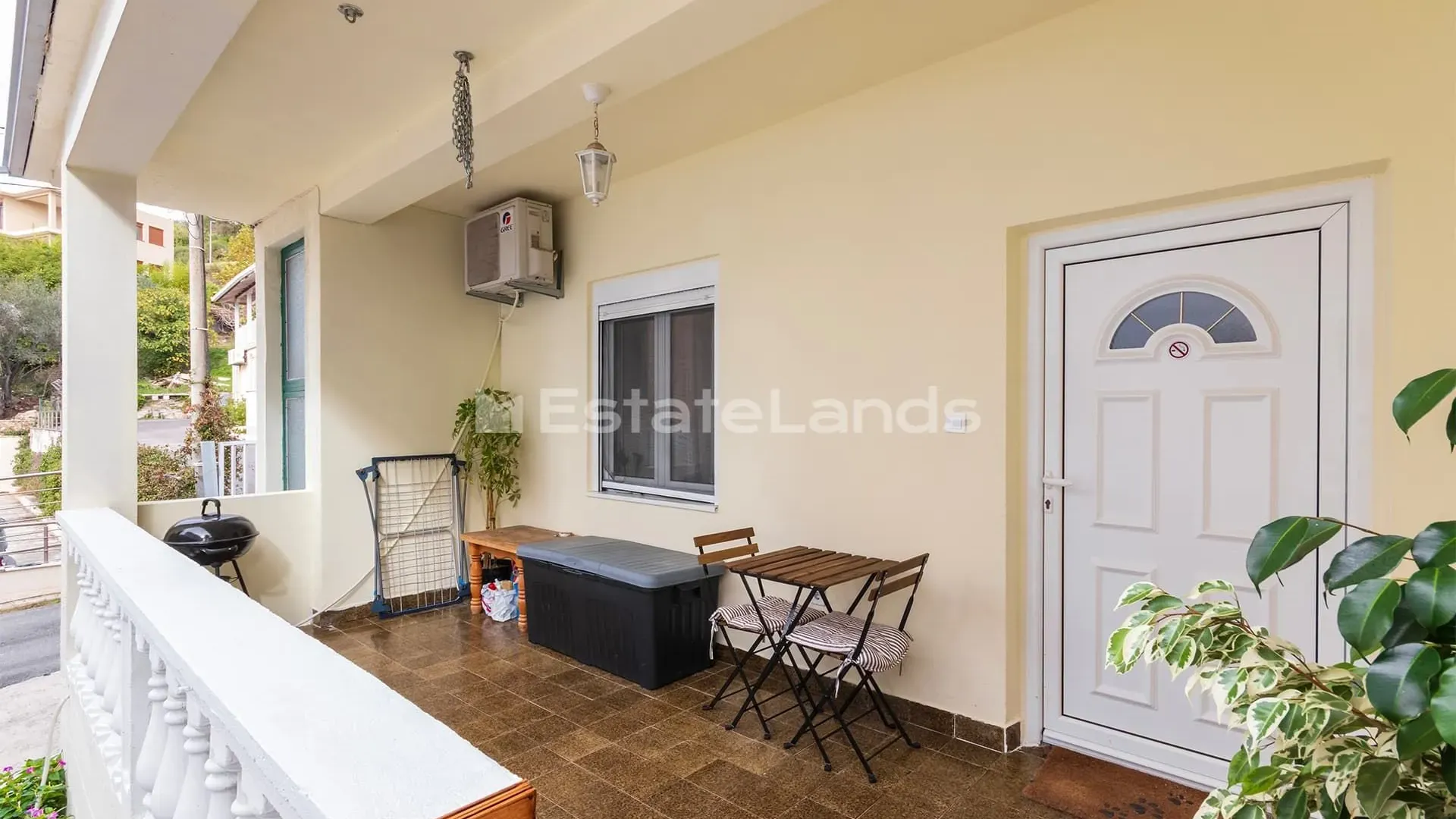 Prodaja, trosoban stan, 92m², Donja Lastva, Tivat