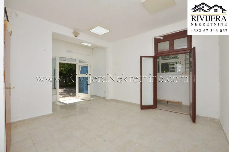 Sale, office space, 40m², Baošići, Herceg Novi