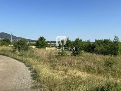 Sale, land lot, 1994m², Resnik, Beograd