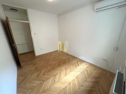 Izdavanje, poslovni prostor, 51m², Grbavica, Novi Sad Sve Podlokacije - image 8