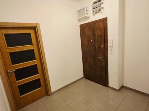 Prodaja, dvosoban stan, 72m², Stari Aerodrom, Podgorica - image 10