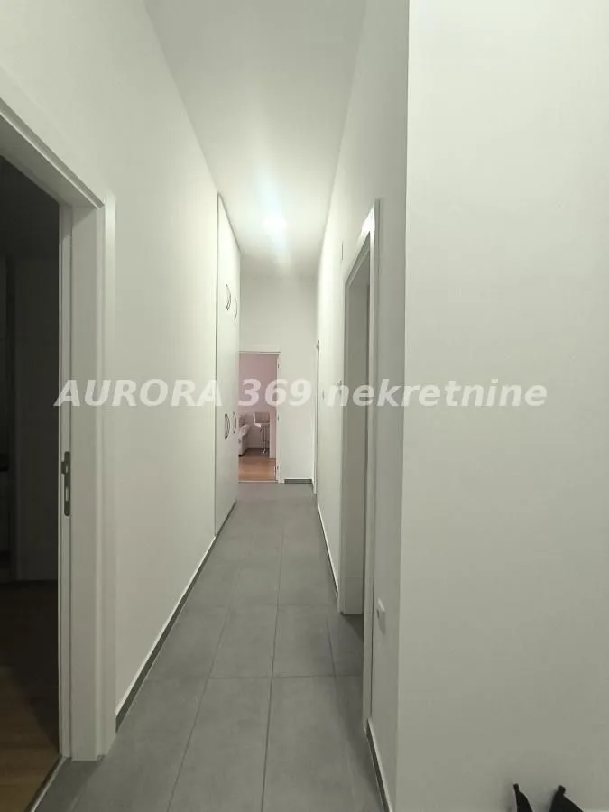 Prodaja, trosoban stan, 71m², Stari Majur, Petrovaradin