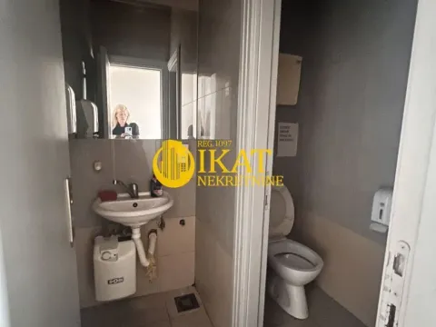 Izdavanje, poslovni prostor, 309m², Stari Grad, Beograd - image 14