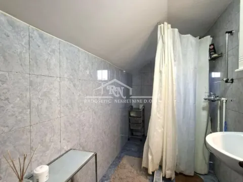 Prodaja, kuća, 208m², Voždovac Sve Podlokacije, Beograd - image 18