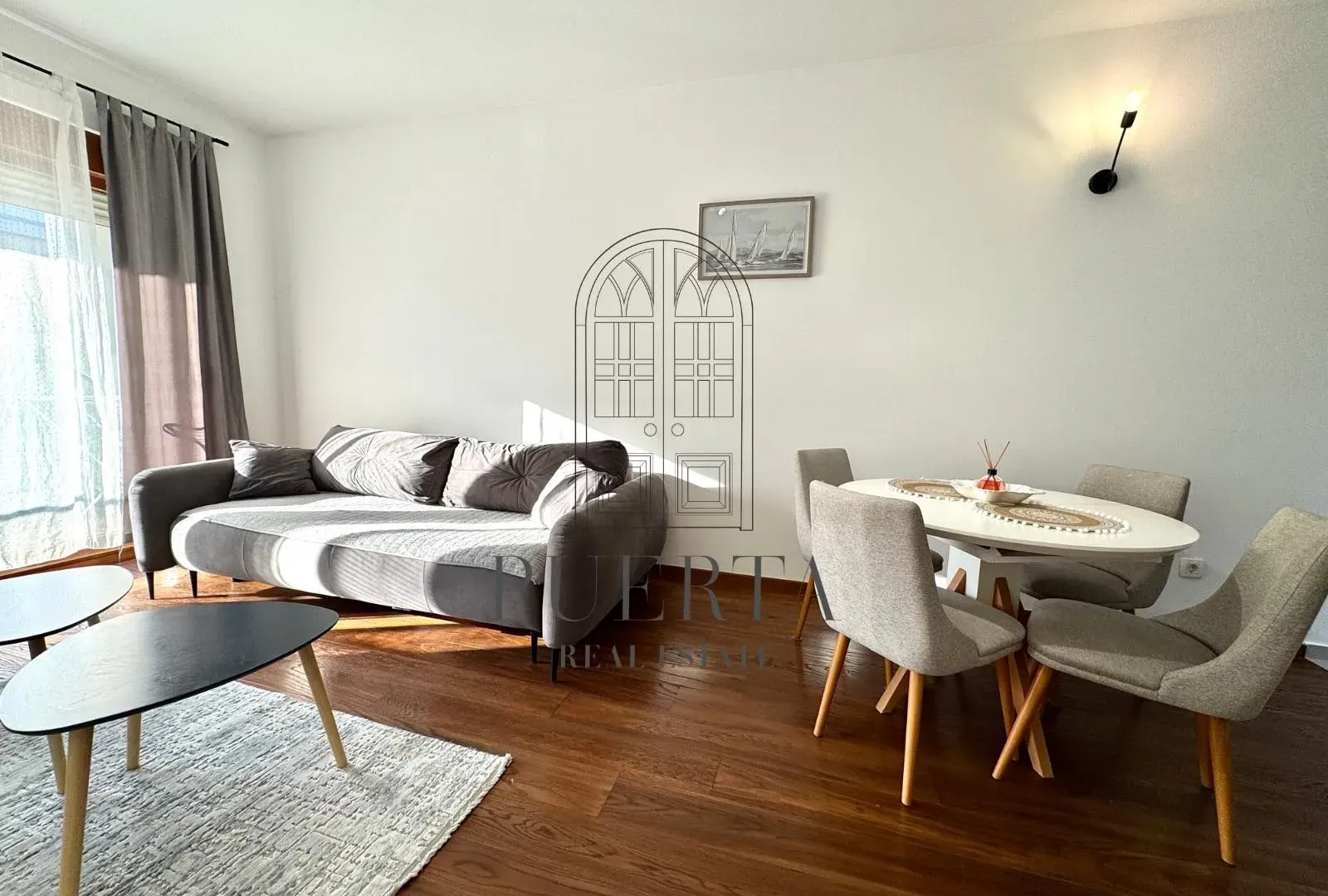 Izdavanje, jednosoban stan, 52m², Master Kvart, Podgorica