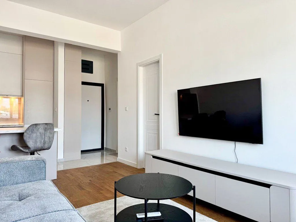 Izdavanje, jednosoban stan, 40m², Zabjelo, Podgorica