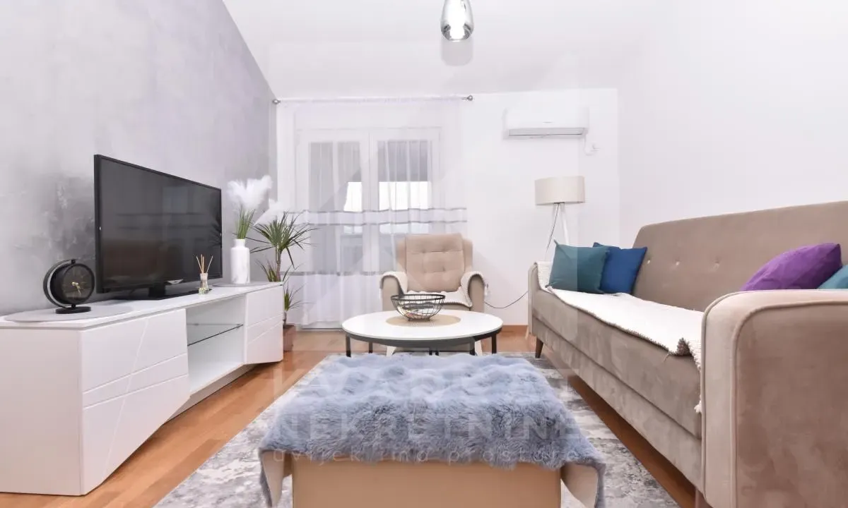 Izdavanje, jednosoban stan, 47m², Zagorič, Podgorica