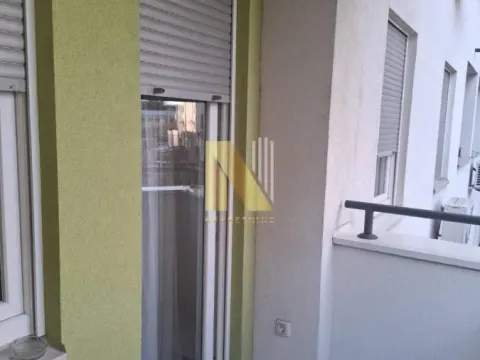 Rent, one bedroom apartment, 37m², Rotkvarija, Novi Sad Sve Podlokacije - image 10