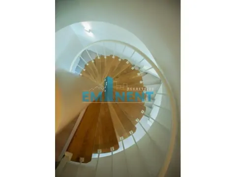 Sale, house, 260m², Čukarica, Beograd - image 12