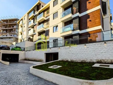 Prodaja, trosoban stan, 85m², Tivat, Crna Gora - image 3